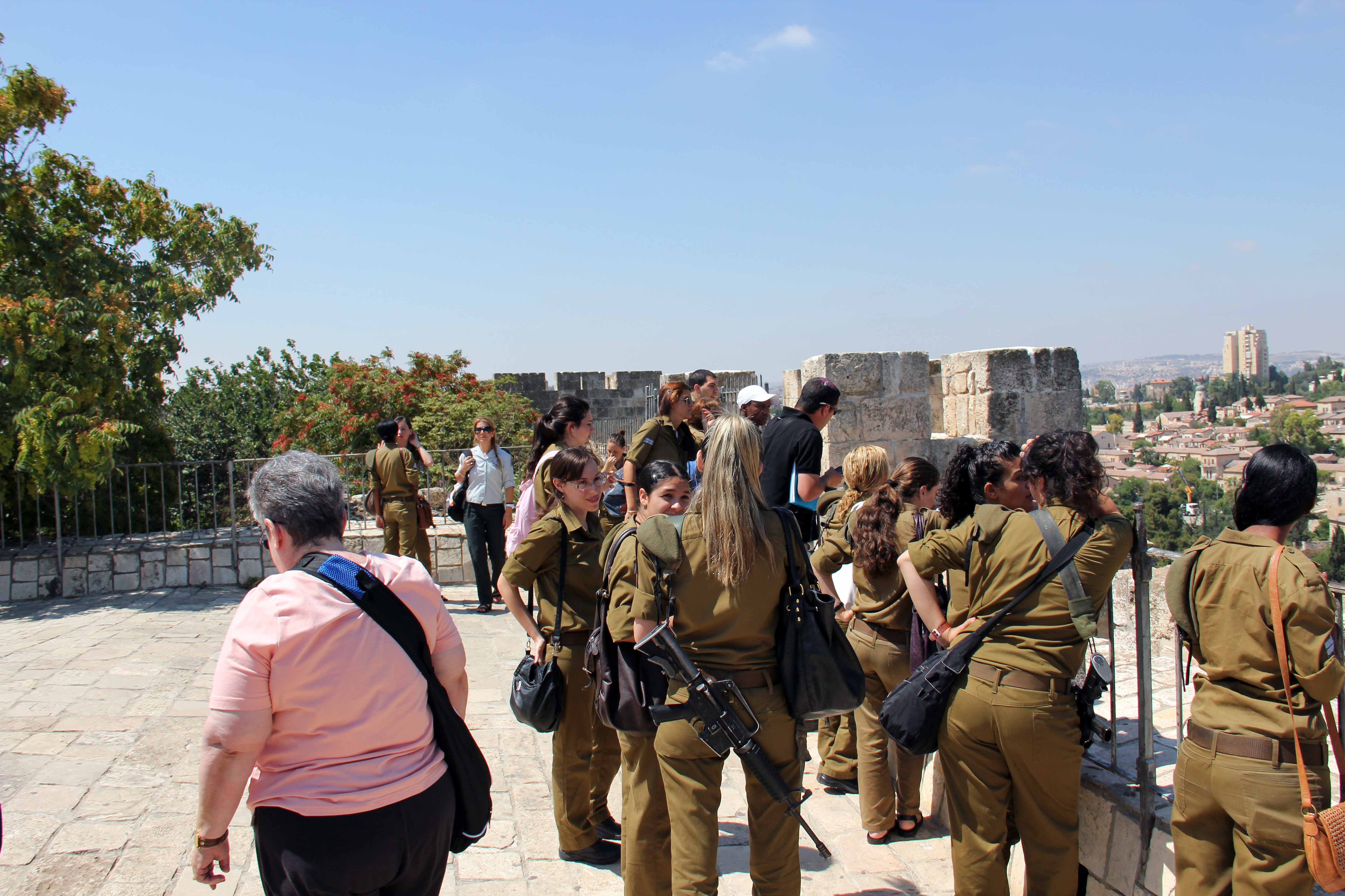 Ramparts Walk Citadel 24